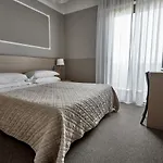 Hotel Rouge International 4*