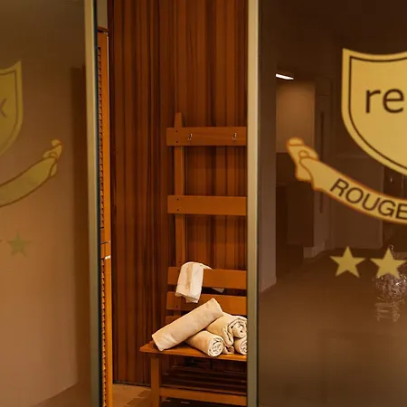 Rouge Hotel International Hotel 4*