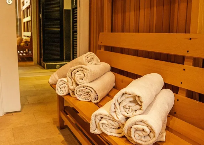 Rouge Hotel International