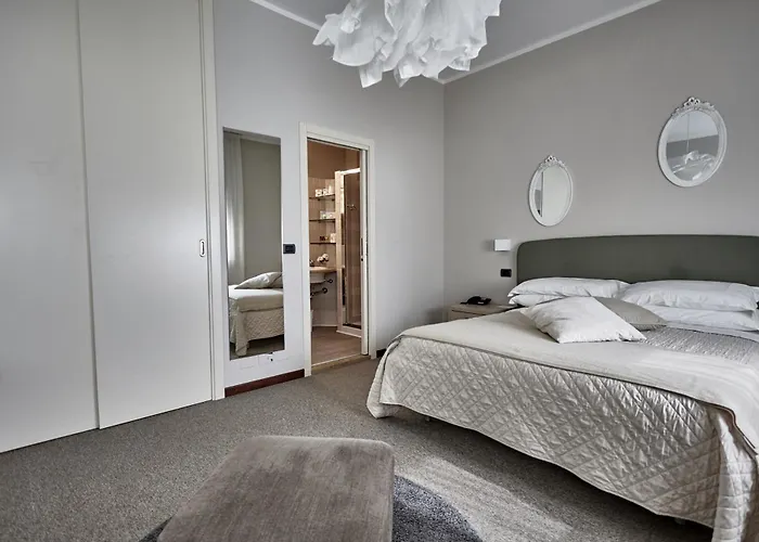 Hotel Rouge International