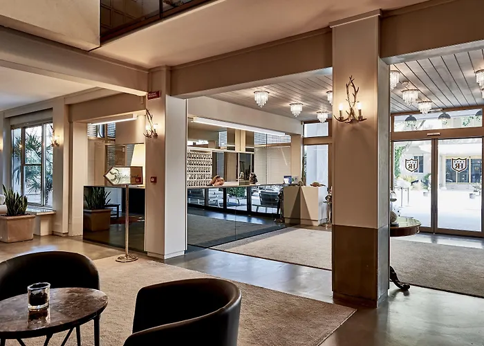 Rouge Hotel International