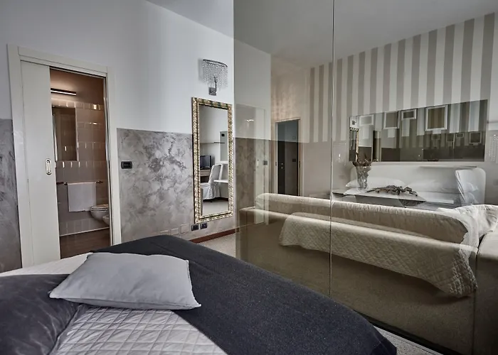 Hotel Rouge Hotel International 4*