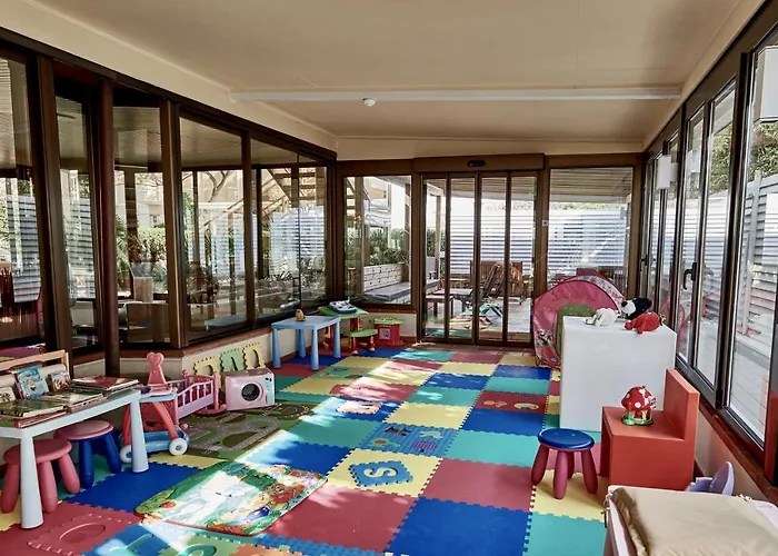 Rouge Hotel International Hotel