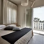 Rouge International 4*