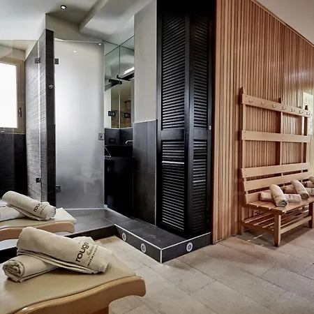 Rouge International Hotel