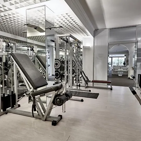 Rouge International 4*