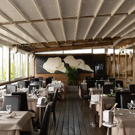 Rouge International מלון