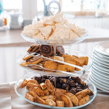 Rouge International מלון 4*