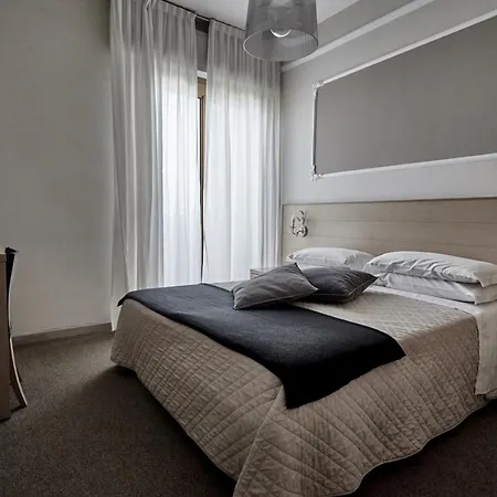 Rouge International 4*