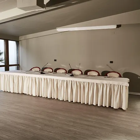 Rouge International 4*