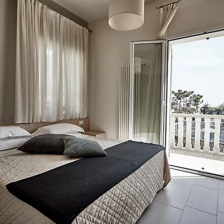 Rouge International 4*