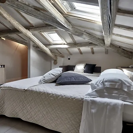 מלון Rouge International מילאנו מריטימה