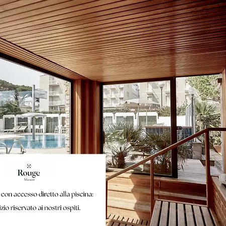 Rouge International ホテル 4*