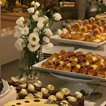 Hotel Rouge International