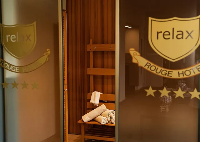 Rouge International Hotel 4*